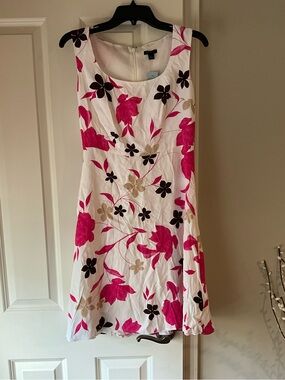 NWT Ann Taylor Petite Floral Sleeveless A-Line Dress  Size 2P